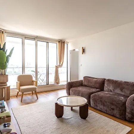 1 Bedroom With A Superb Balcony * Paris