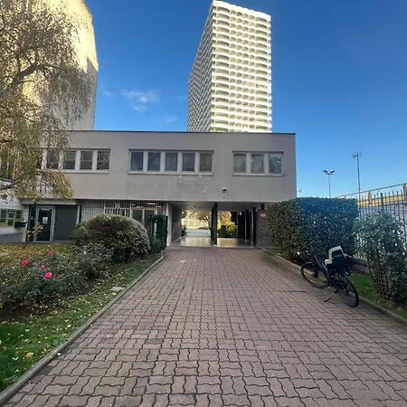 Apartment 1 Bedroom With A Superb Balcony Paris